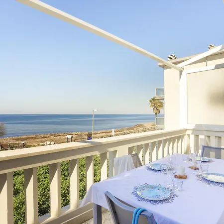 Fronte Mare Con Terrazza Panoramica דירה סן וינצ'נזו